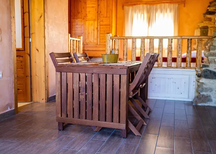 Chaihoutes Stone House And Into Olive Farm In Zia Feriegård *