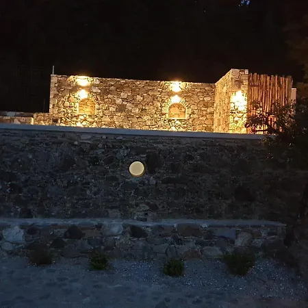 팜스테이 Chaihoutes Stone House And Into Olive Farm In Zia