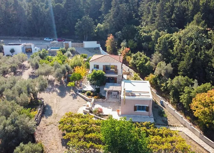 팜스테이 Chaihoutes Stone House And Into Olive Farm In Zia *