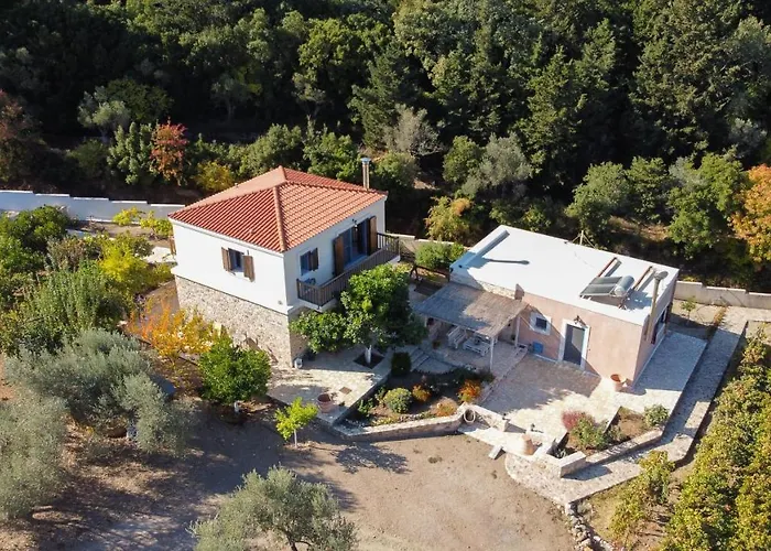 Chaihoutes Stone House And Into Olive Farm In Zia 팜스테이 *