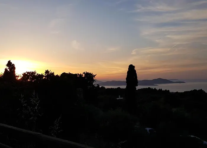 팜스테이 Chaihoutes Stone House And Into Olive Farm In Zia *