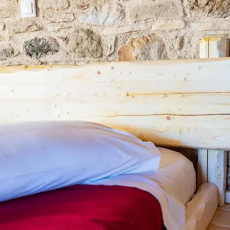 Farm stay Chaihoutes Stone House Into Olive Farm In Zia