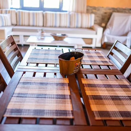 Farm stay Chaihoutes Stone House Into Olive Farm In Zia *