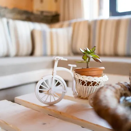Chaihoutes Stone House Into Olive Farm In Zia Farm stay *