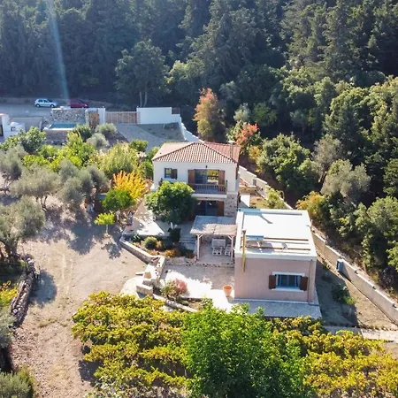 Alloggio per agriturismo Chaihoutes Stone House&villa Into Olive Farm In Zia *