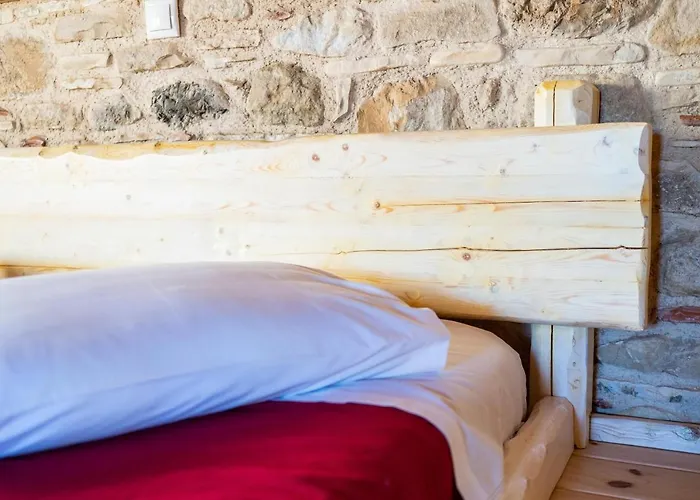 Farm stay Chaihoutes Stone House And Into Olive Farm In Zia